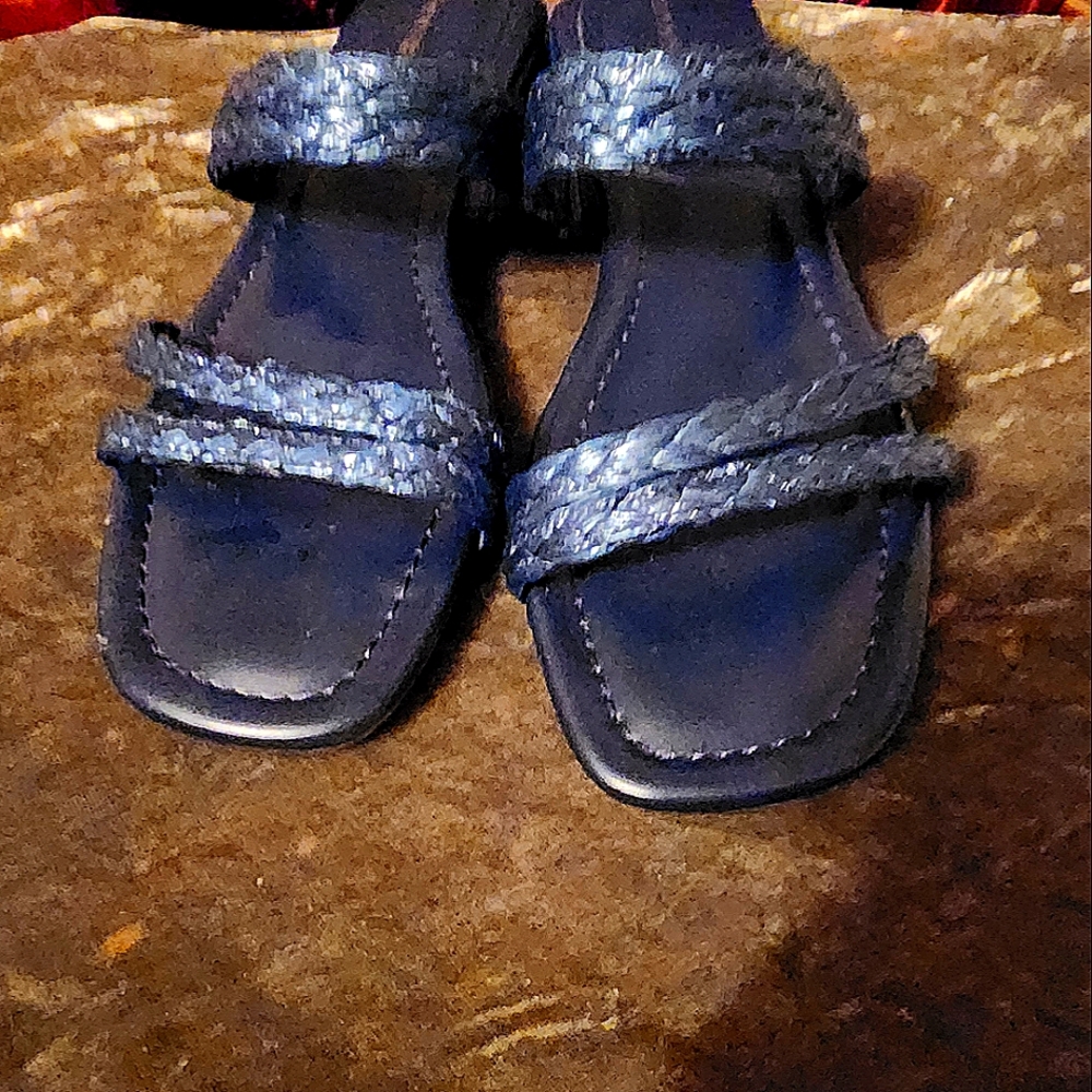 TOMMY HILFIGER SANDLES. New without tags.